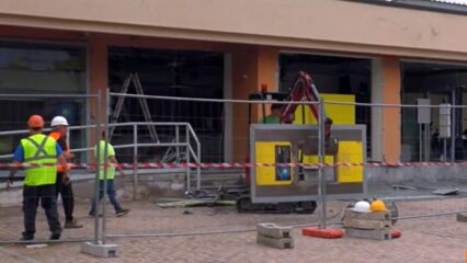 Brugherio: esagerano con l'esplosivo, ladri fanno saltare in aria intero ufficio postale