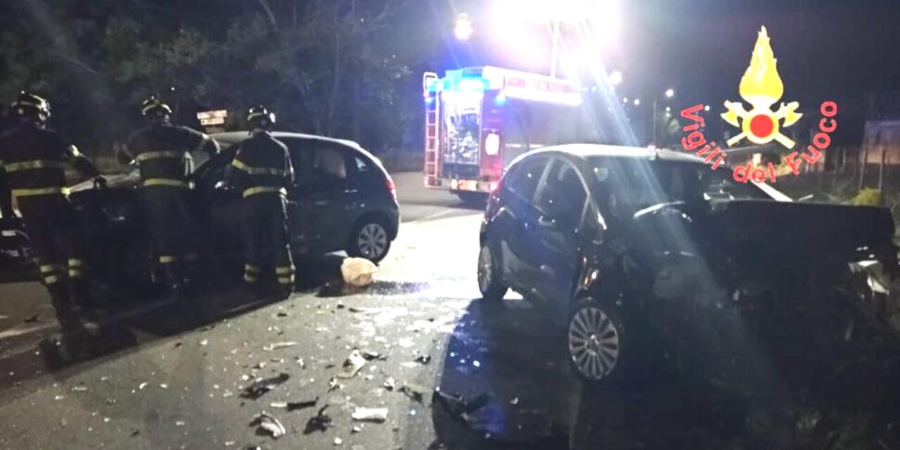 Catanzaro: scontro fra auto, muore una donna 25enne