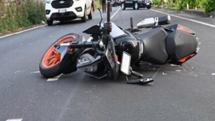 Scooterista 54enne morto in incidente fra scooter e tre auto