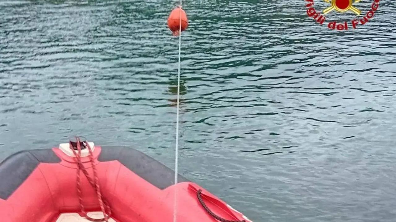 Cadavere di donna trovato nel lago di Nemi