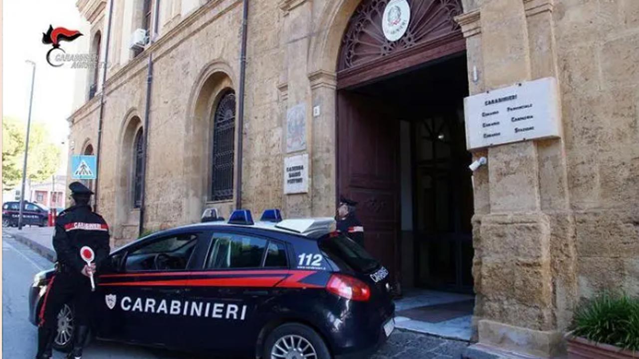 Cadavere tra le sterpaglie ad Agrigento vicino al giardino botanico