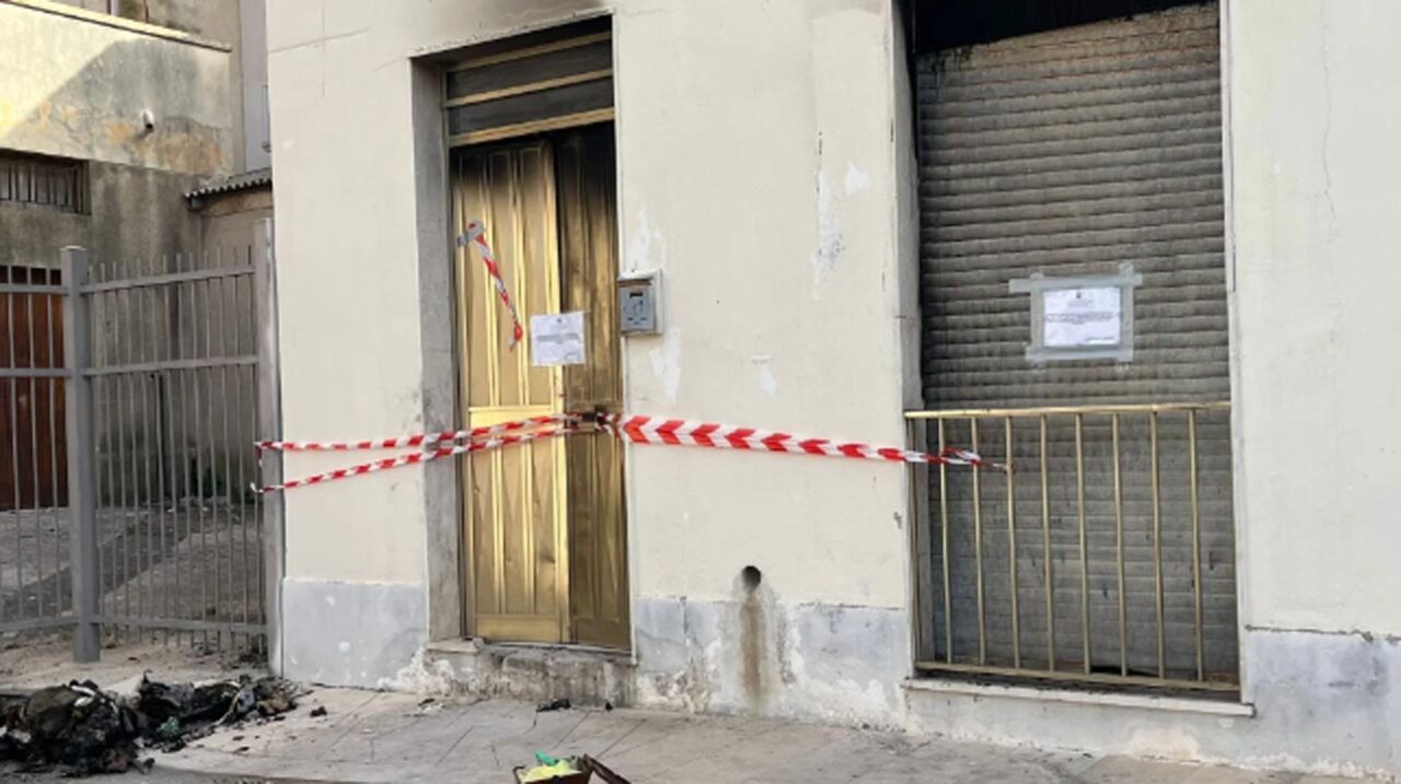 Vittoria: si aggrava il bilancio dell’incendio di casa, muore anche la figlia di 33 anni