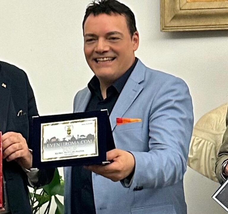 Igor Righetti premiato con il Microfono d’oro