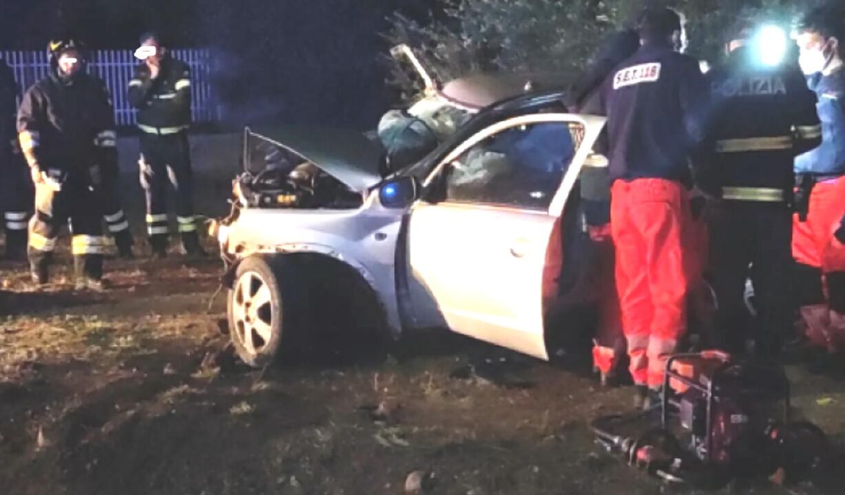 Irpinia: 4 morti in incidente stradale