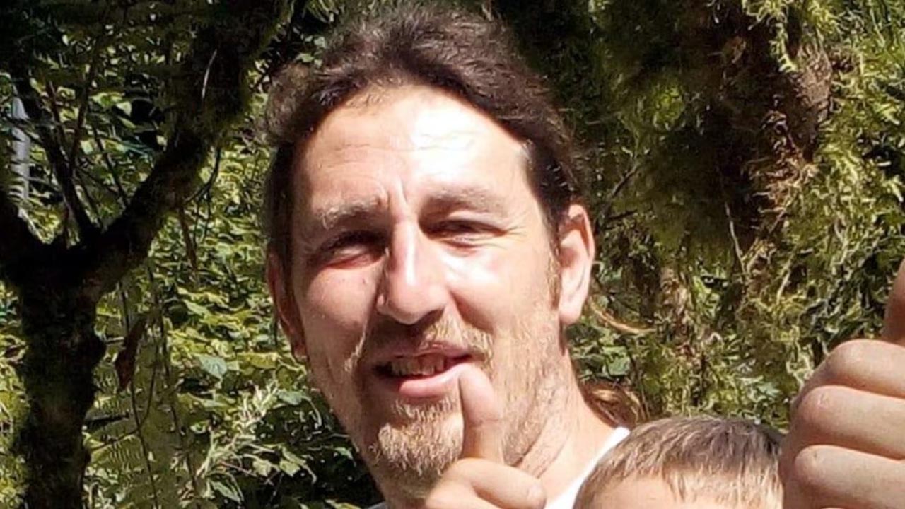 Ivo Conti, 44 anni, folgorato su un traliccio alta tensione