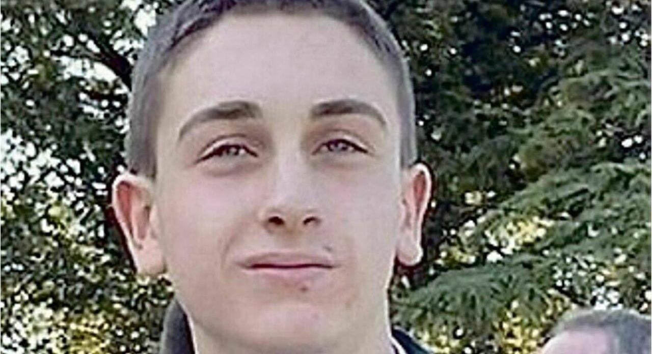 Leonardo Belladonna muore a 17 anni cadendo in piscina