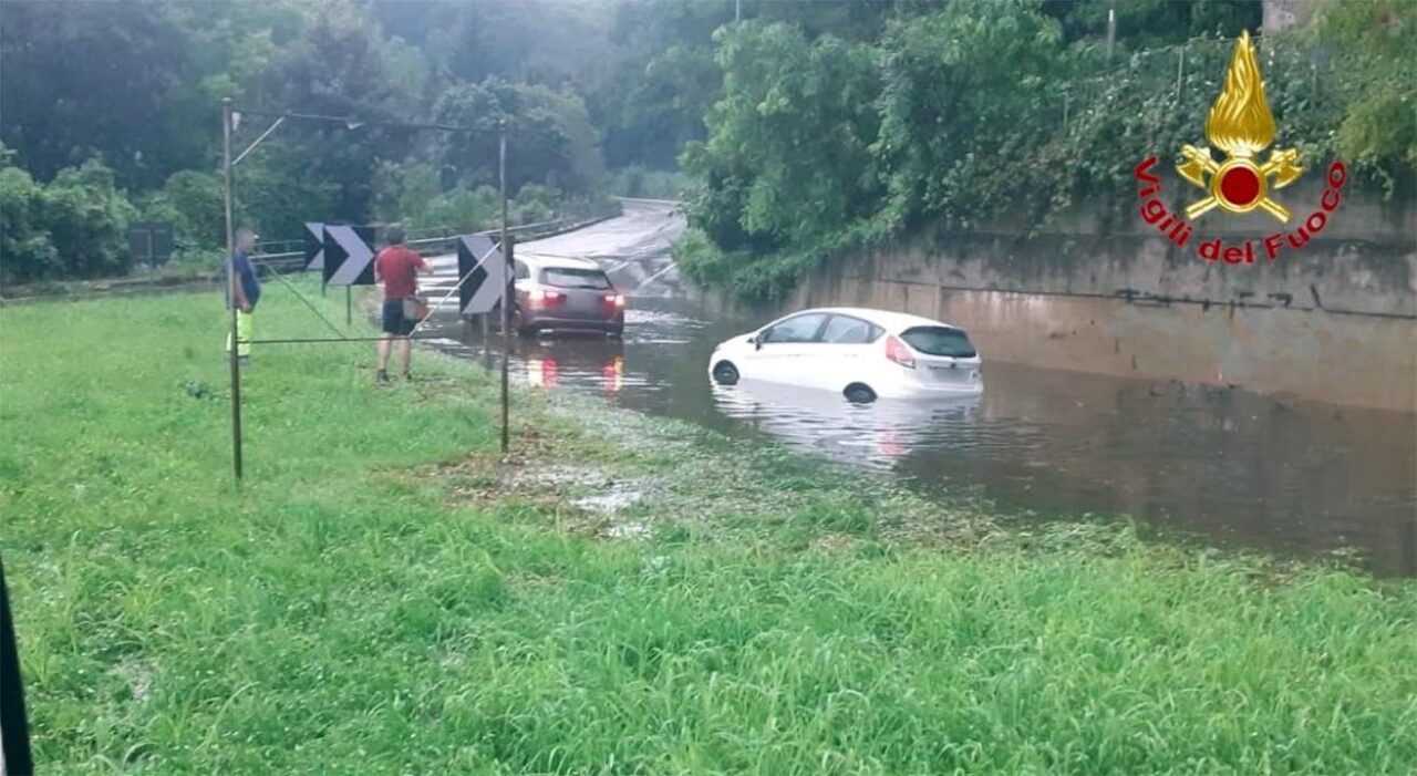 Maltempo: bomba d’acqua a Varese, Milano sommersa e lago di Como esondato