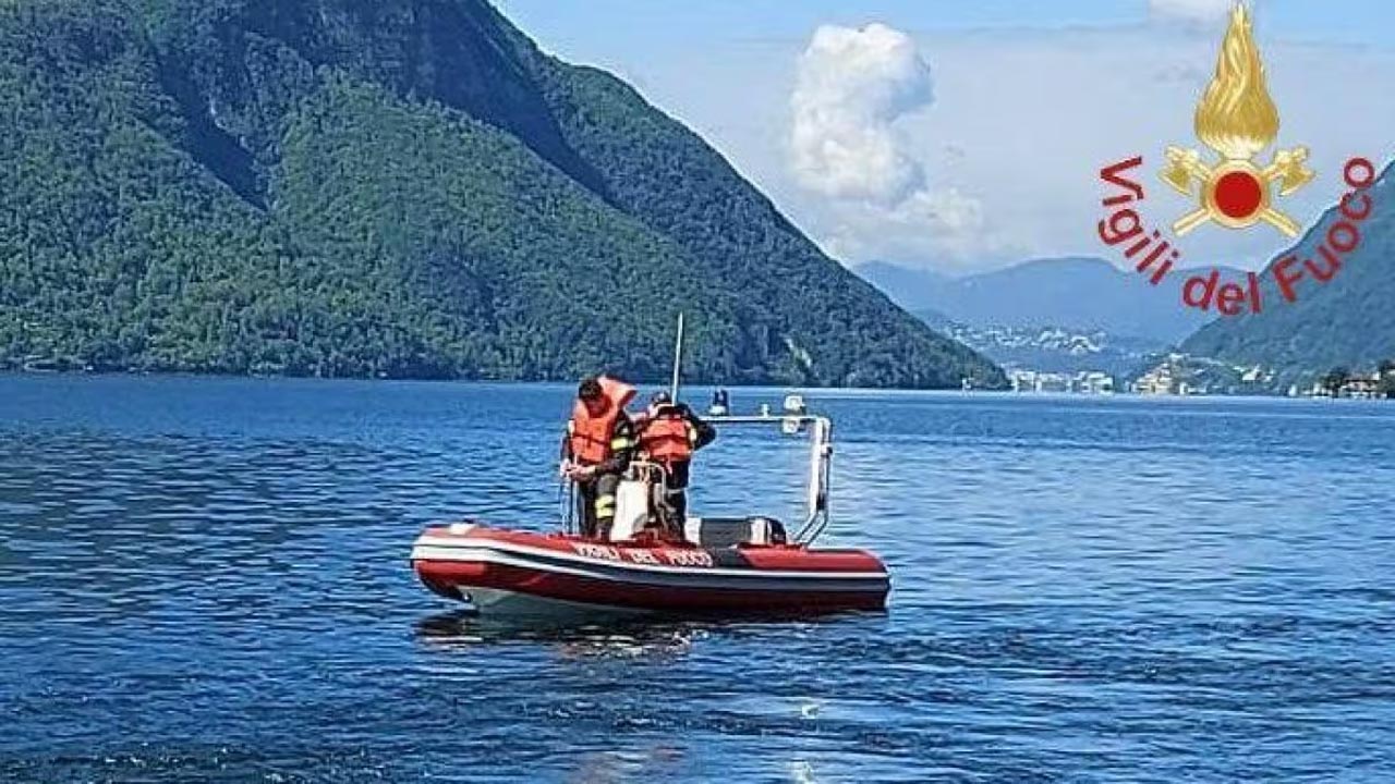 Papà 50enne per salvare il figlio si tuffa nel lago e non riemerge