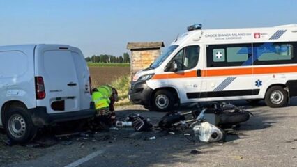 San Giuliano Milanese: muore 22enne motociclista in scontro contro furgone