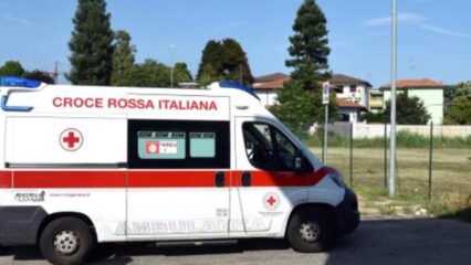 Rivodutri: muore 75enne che finisce con l'auto in un canale