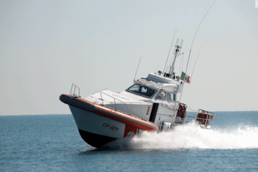 Porticello: affonda barca a vela, sette dispersi