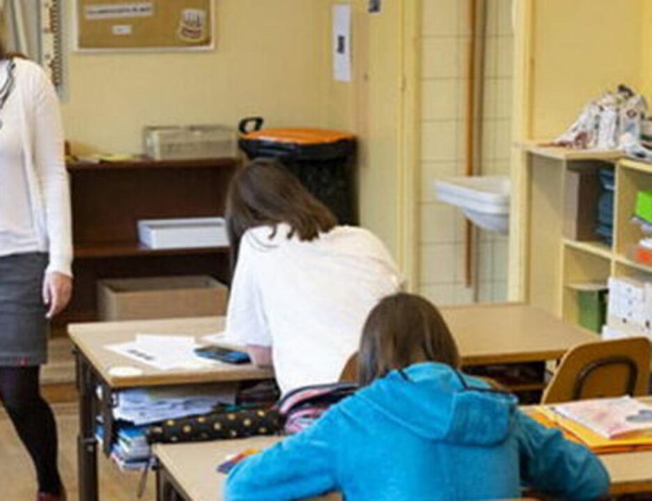 Scuola: i docenti italiani sono i peggio pagati al mondo