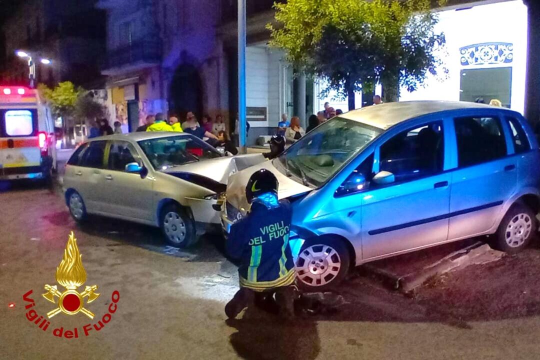 Grave incidente stradale a Baiano: quattro persone ferite