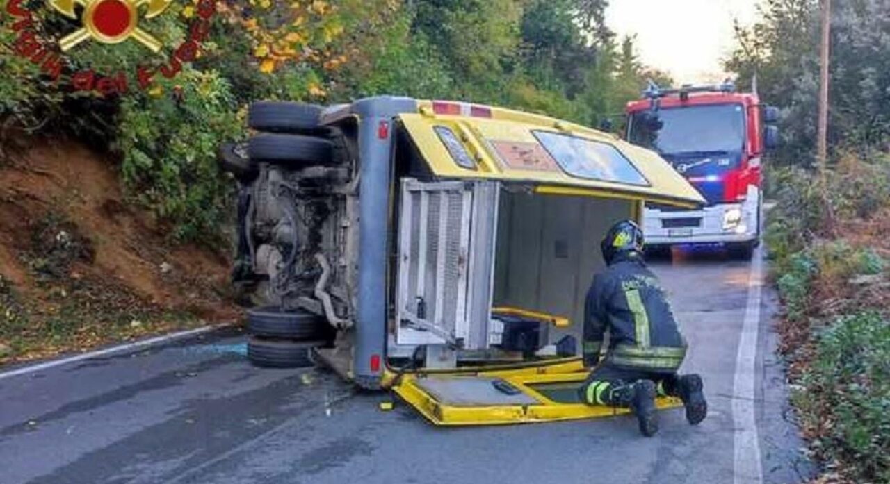 Senna Lodigiana: guida lo scuolabus ubriaco e provoca incidente