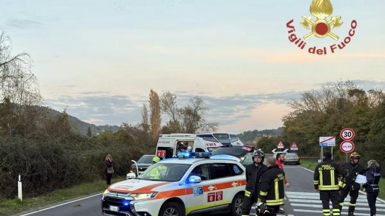 Arezzo: si ferma a prestare soccorso e viene travolto e ucciso da un'auto