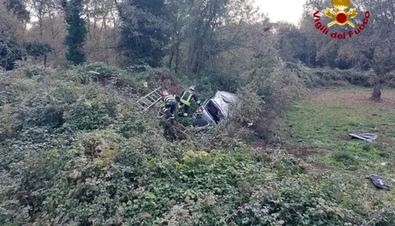 Santu Lussurgiu: grave un 21enne che finisce fuori strada