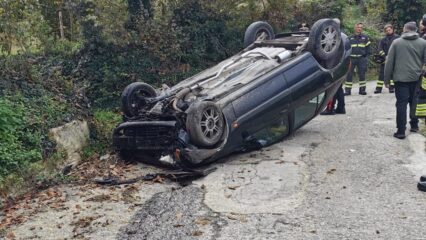 Valle Caudina: si ribalta l'auto, muore 92enne