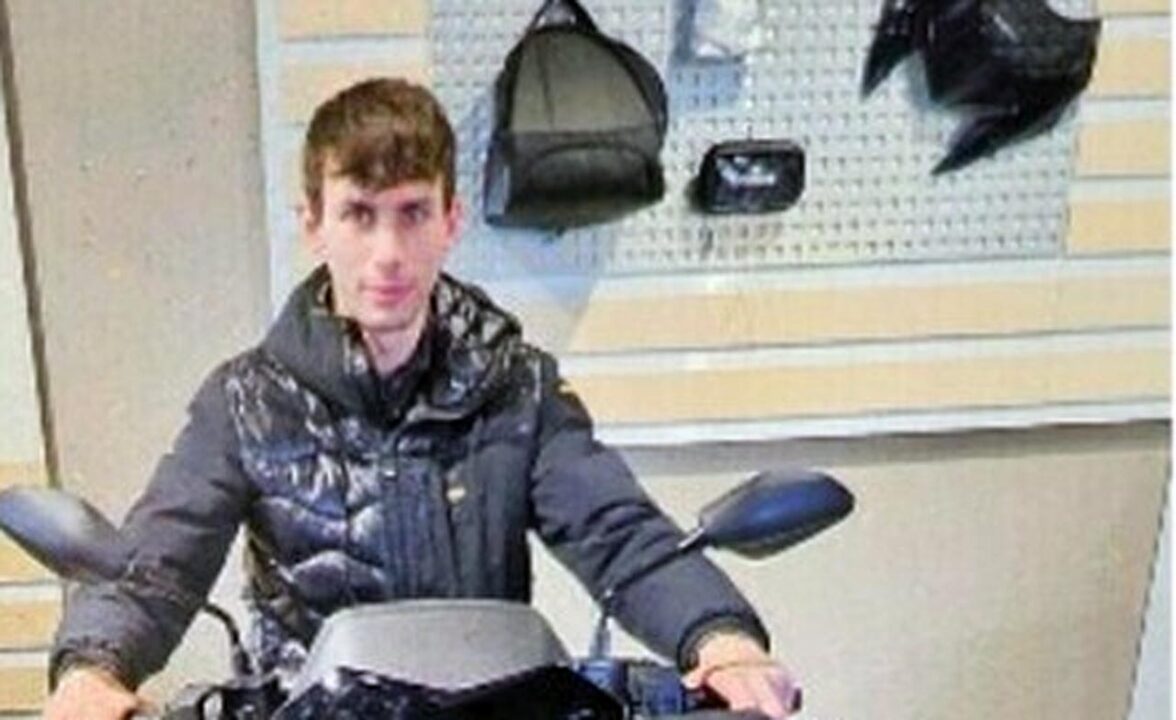 Alessandro Busatto, 21 anni, muore nello scontro moto contro furgone