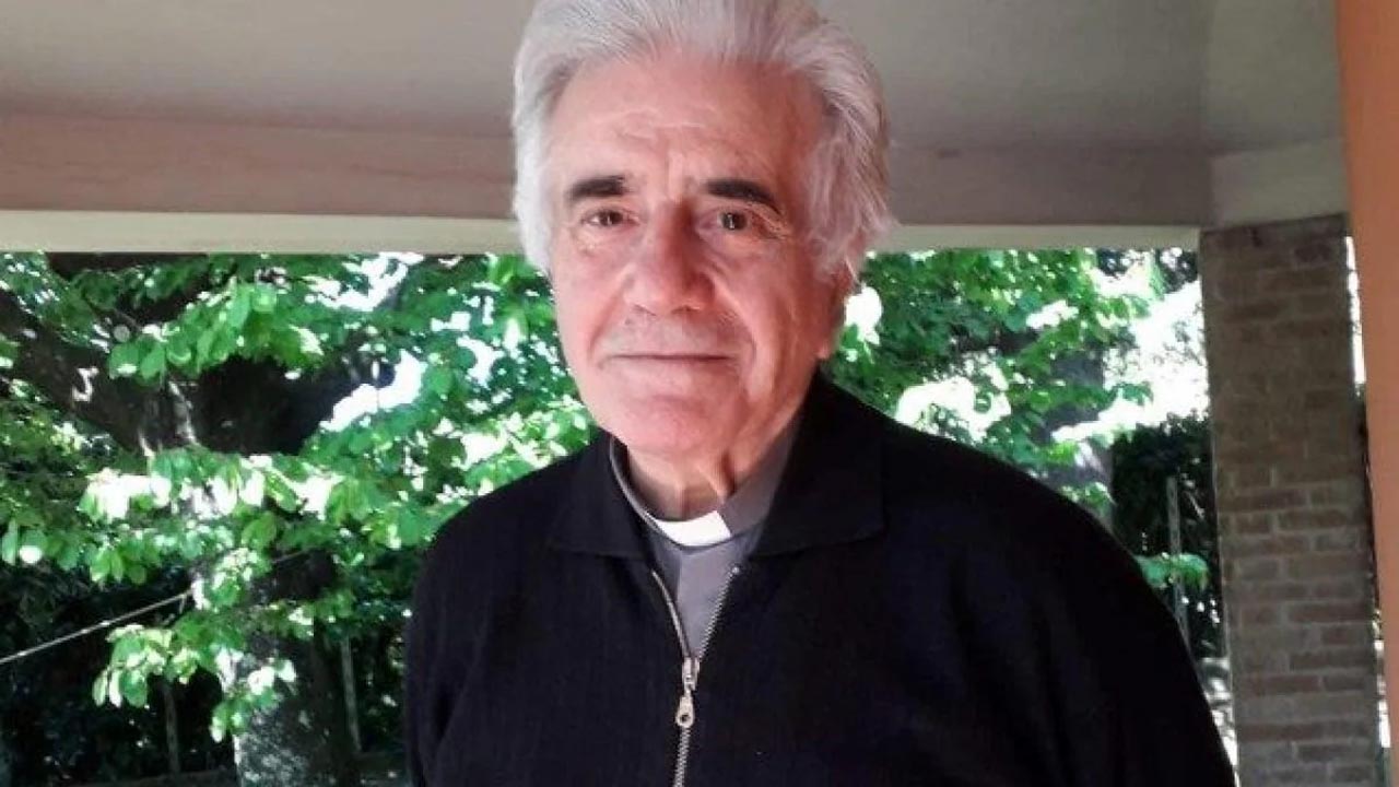 Don Silvestro Mazzer, sacerdote, deceduto dopo una settimana di agonia