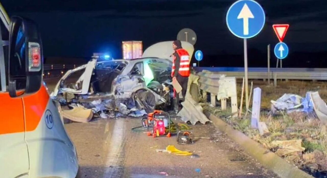 Francesco Giumentaro e Ilaria Gallone perdono la vita sulla Statale 7