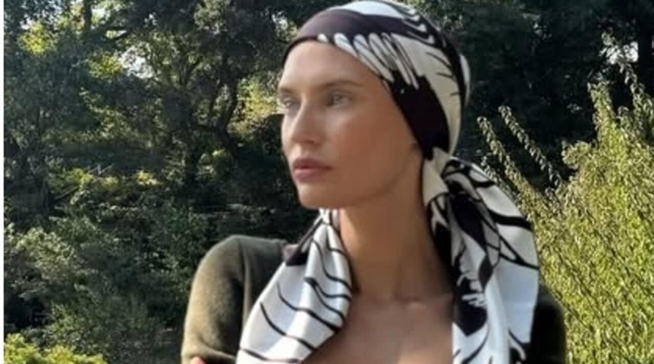 Bianca Balti torna a parlare della sua lotta al tumore