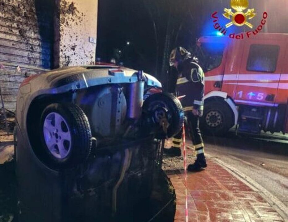 Casal Velino: 33enne muore nell’auto finita contro una ringhiera