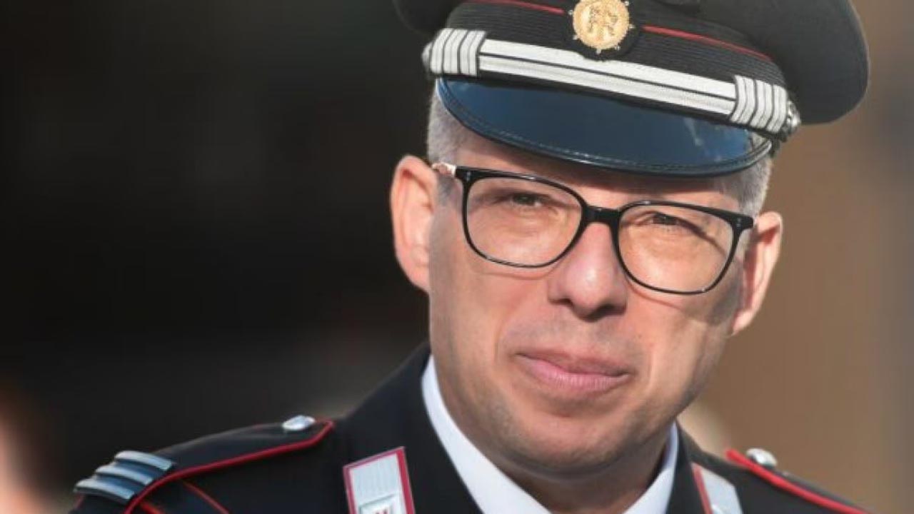 Fabio Polvere, maresciallo dei carabinieri, si toglie la vita in caserma