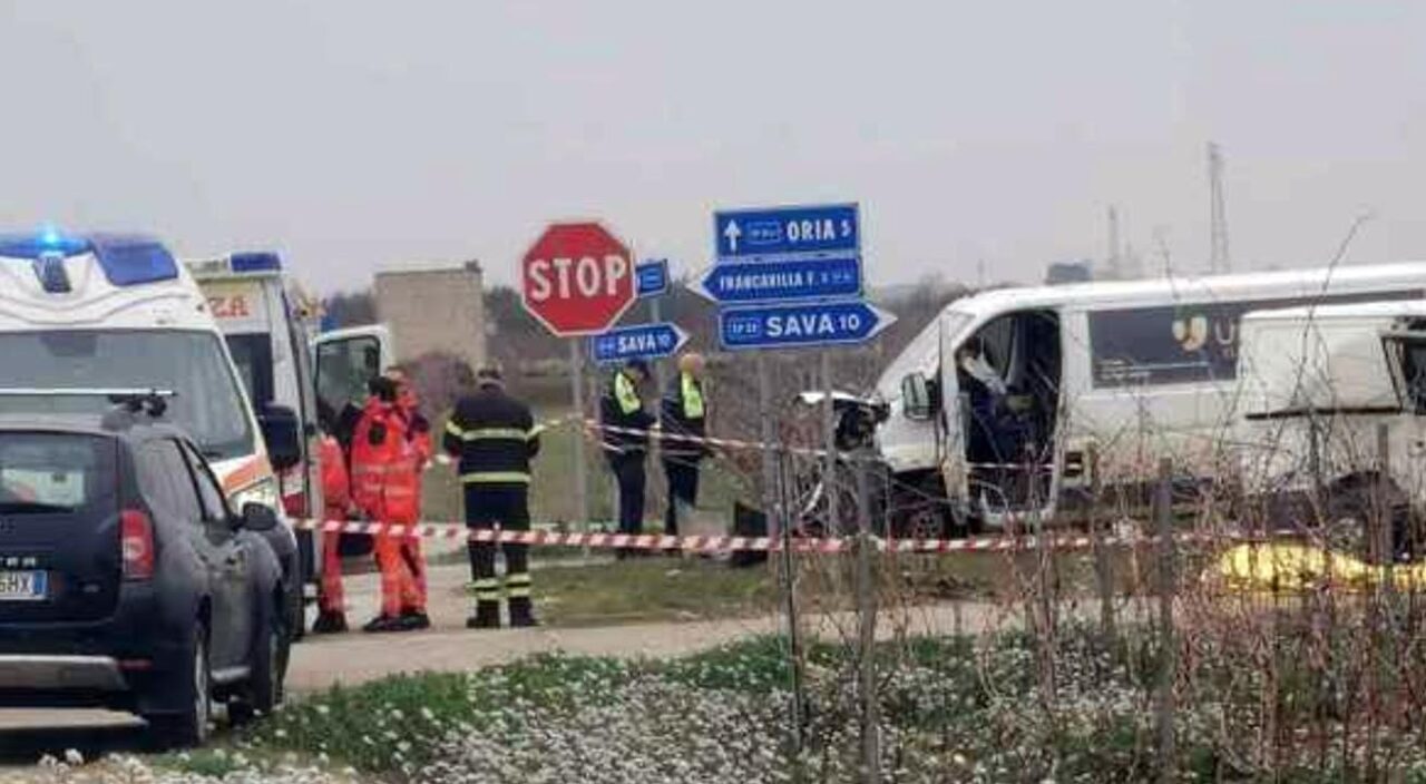 Francavilla Fontana: scontro fra furgoni. 1 morto e 2 feriti gravi