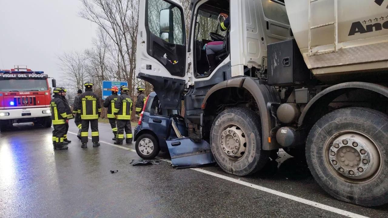 Patrizia Cassi muore nel frontale fra un’auto e un camion