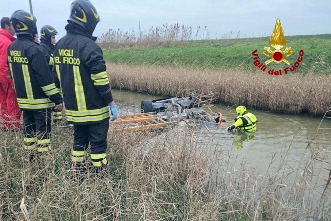 Livorno: 38enne precipita con l’auto finendo nel fiume