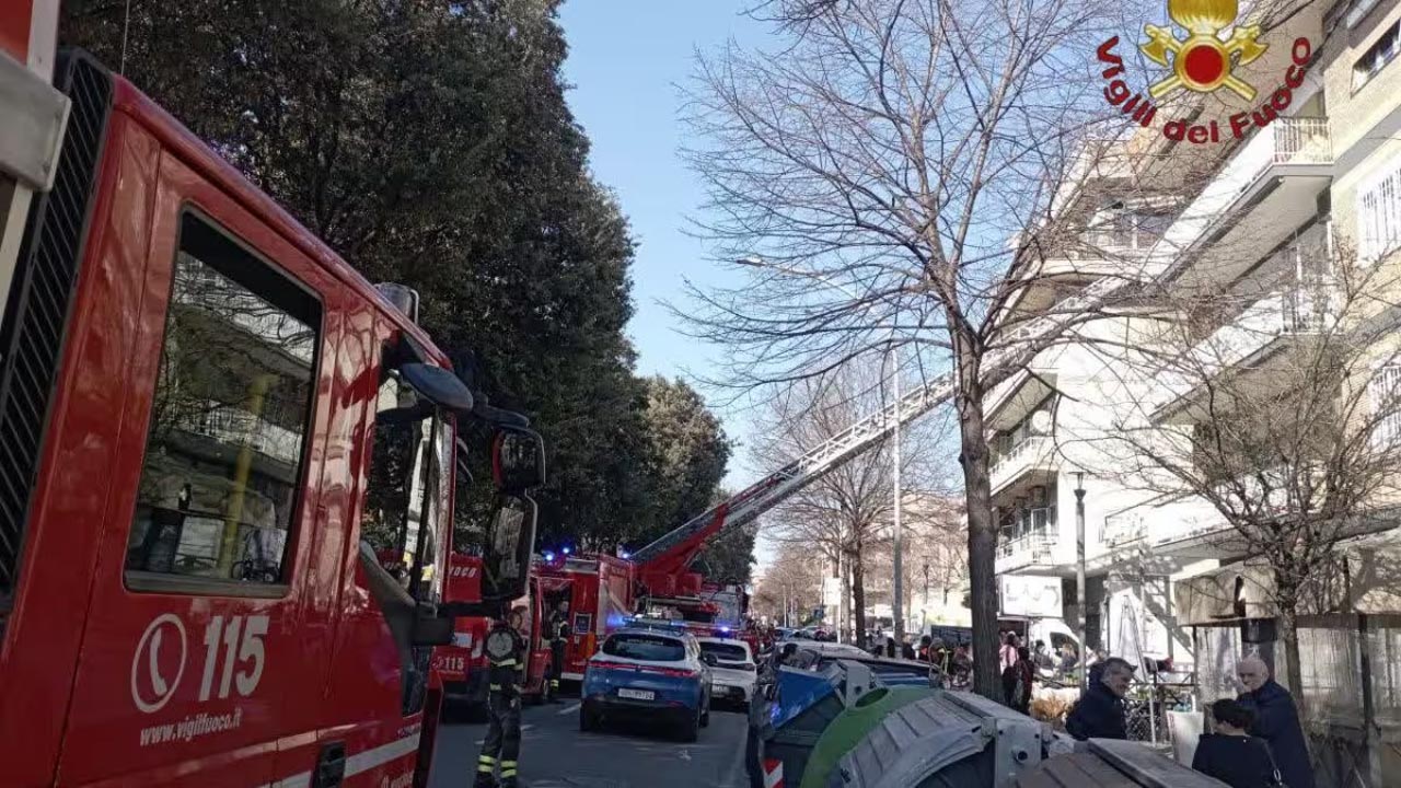 Roma: un morto nel rogo di un appartamento in via Colli Portuensi