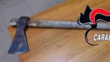 Bastia Umbra: 16enne colpito con un'ascia alla testa