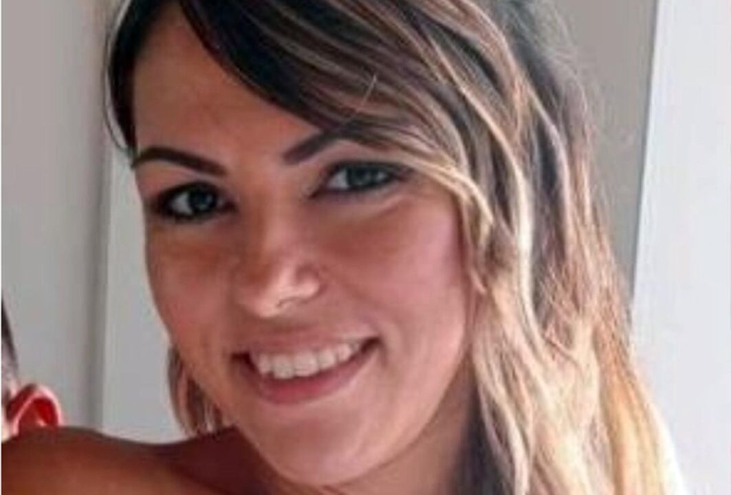 Martina Piserà muore a 32 anni: era incinta al settimo mese, morto anche il bimbo