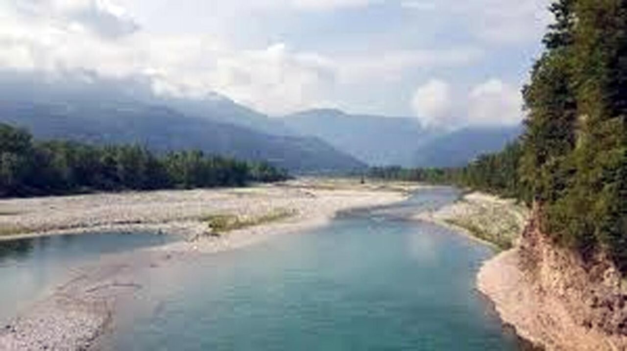 Belluno: 15enne precipita e muore. Era con due amiche