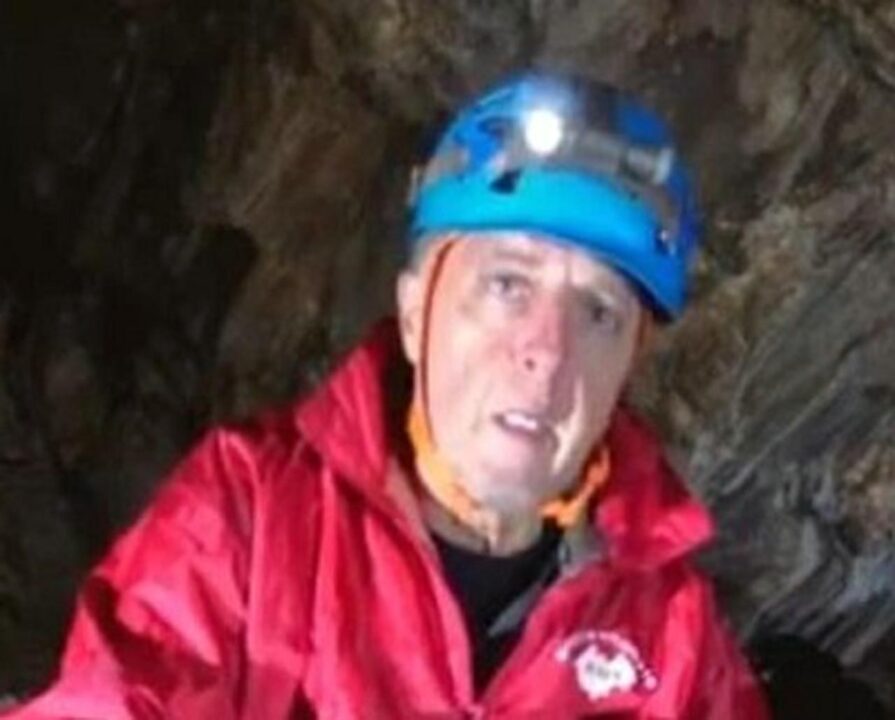 Marco Massola estratto vivo dall’Abisso Paperino