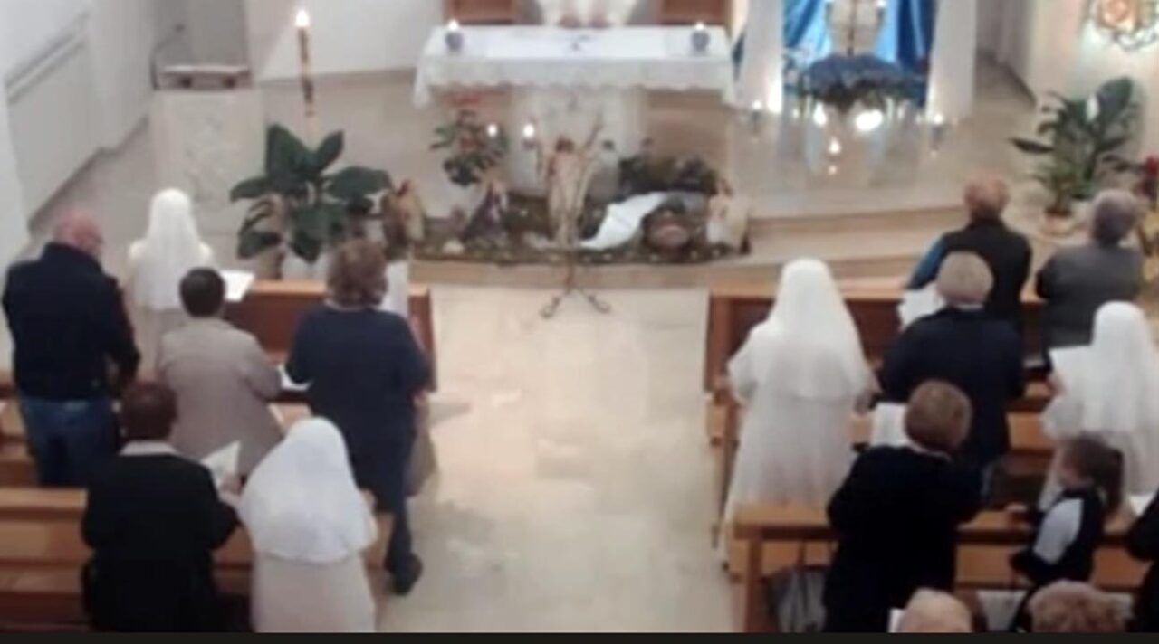 Sant’Anastasia: terrore durante la messa. Spari e rapina in chiesa