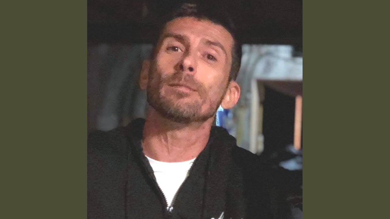 Alessandro Silvestri, 44 anni, trovato morto in casa