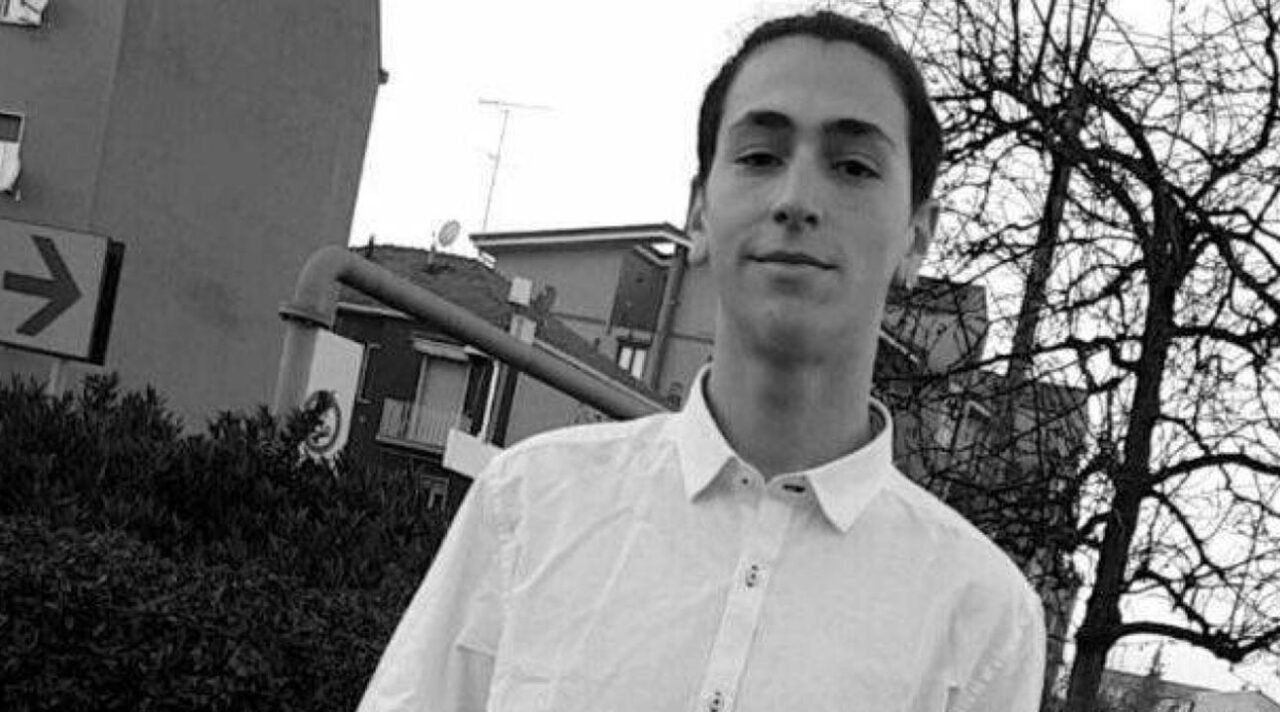 Giuseppe Cacciatore muore a 25 anni in incidente con la moto