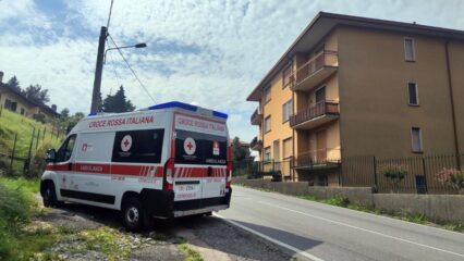 Uomo di 56 anni trovato morto in casa a Brivio