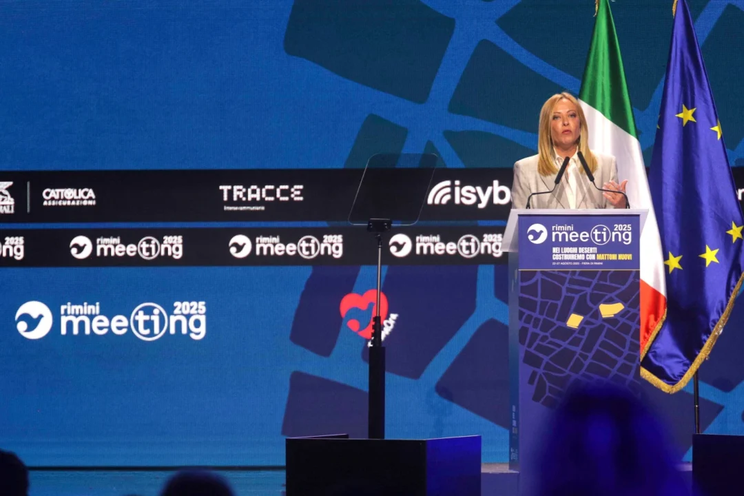 Meloni a Rimini: “Attacchi israeliani a Gaza oltre il limite della proporzionalità”