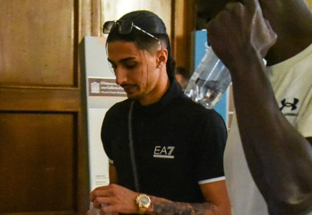 Baby Gang: scattano le manette ai suoi polsi