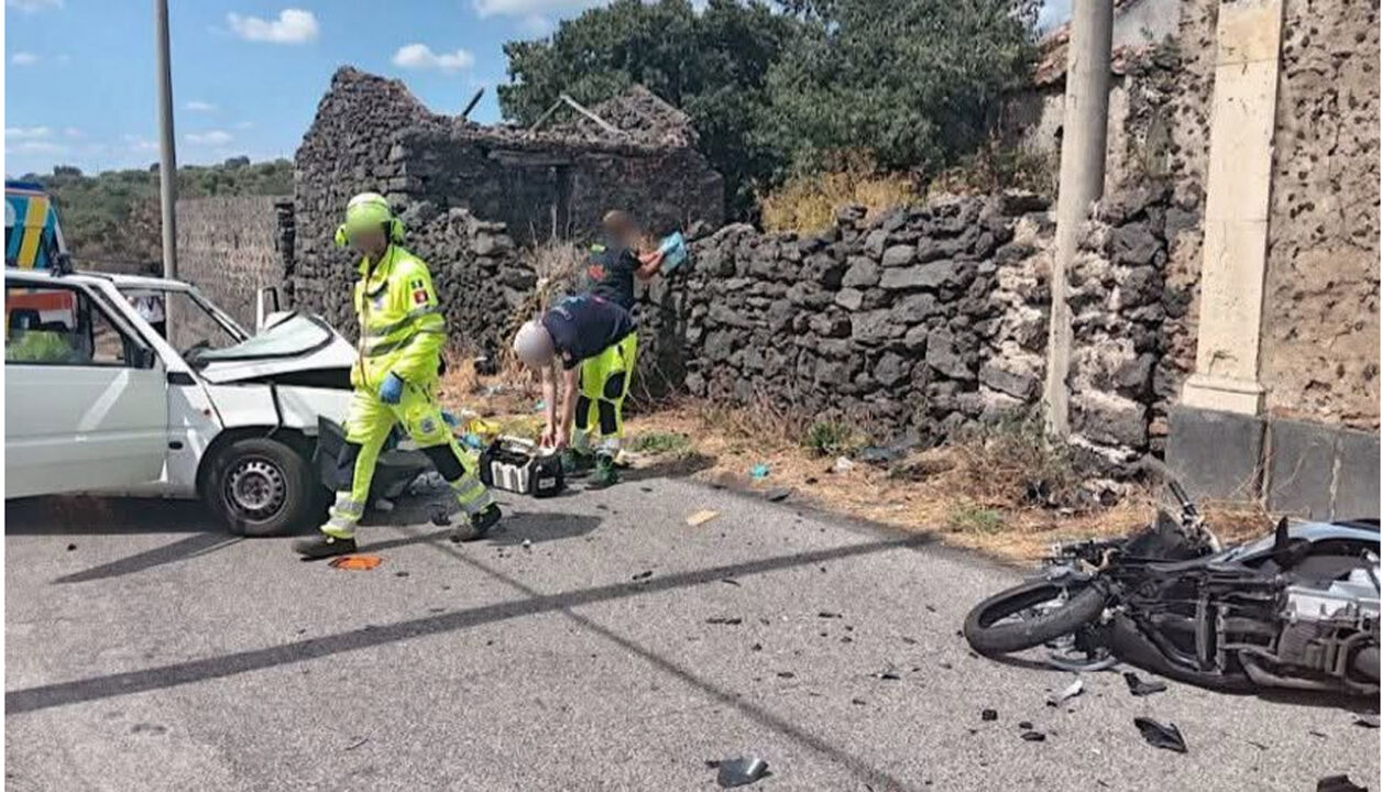 Belpasso: anziano e 16enne muoiono in incidente stradale