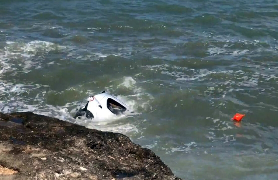 Torre a Mare: giovane 21enne finisce a mare con l’auto e muore