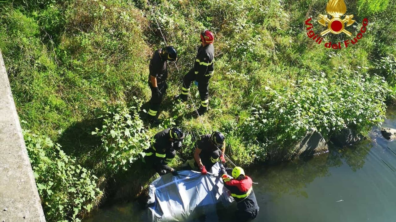 Vecchiano: trovato un altro cadavere nel Fosso della Bufalina