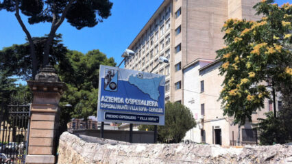 Mario Mauro, 71 anni, muore cadendo da un terrapieno lungo l'A29