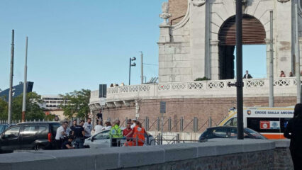 Ancona: 58enne pugliese muore nel mare del Mandracchio