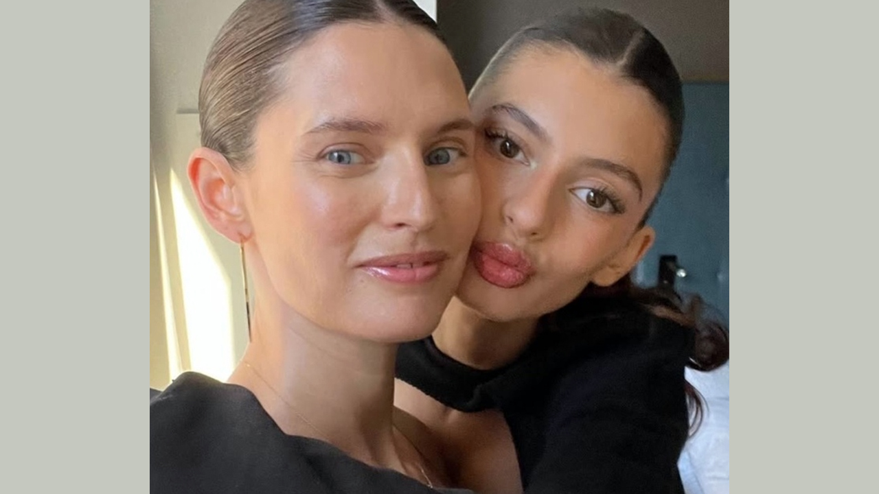 Bianca Balti: il suo amore Matilde alla Paris Fashion Week