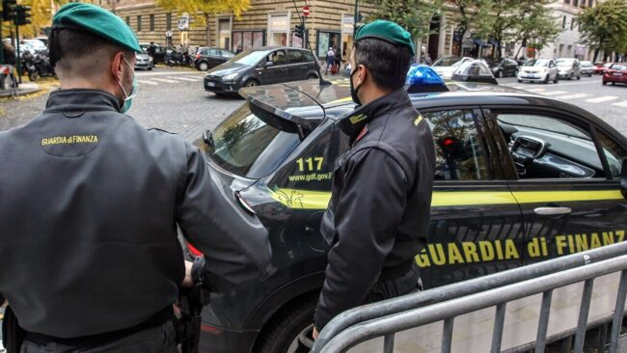 Gucci, Chanel e Dior falsi venduti online