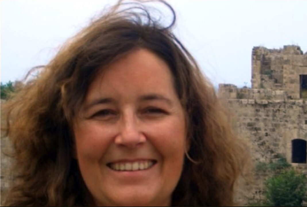 Rossana Cerretti muore mentre corregge i compiti degli alunni