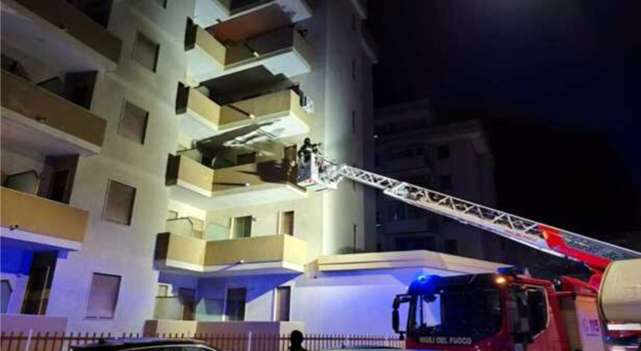 Brindisi: donna trovata morta in casa